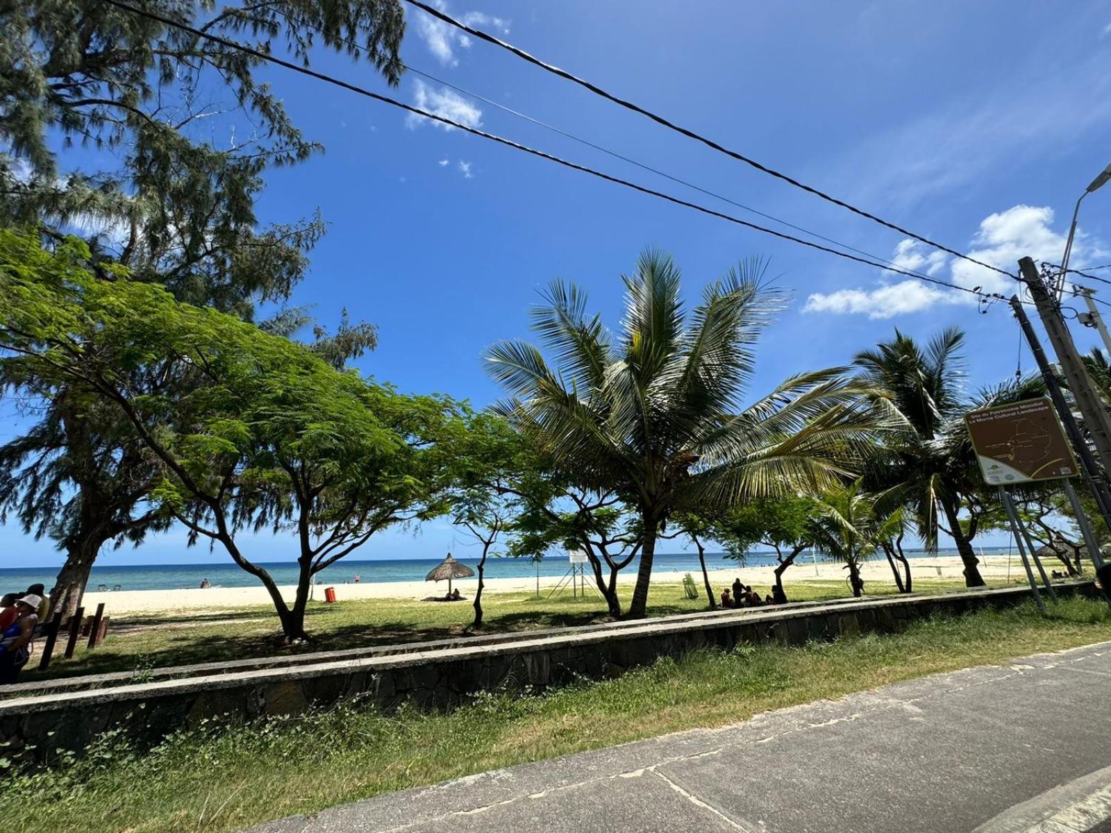 Coral Paradise Beach Villa E-05 Flic en Flac Екстер'єр фото
